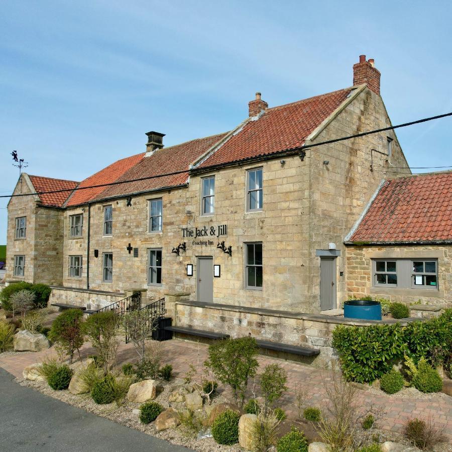 The Jack And Jill Coaching Inn ซอลท์เบิร์น-บาย-เดอะ-ซี ภายนอก รูปภาพ